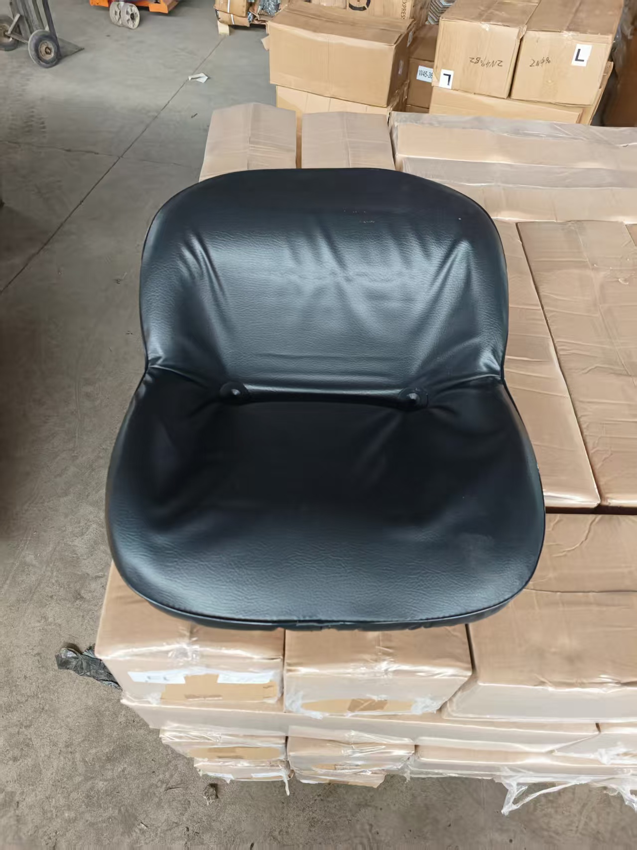 For Kubota Mini Tractor Accessory Mini Combine Harvester Seat for Agricultural Machinery Parts FD-110