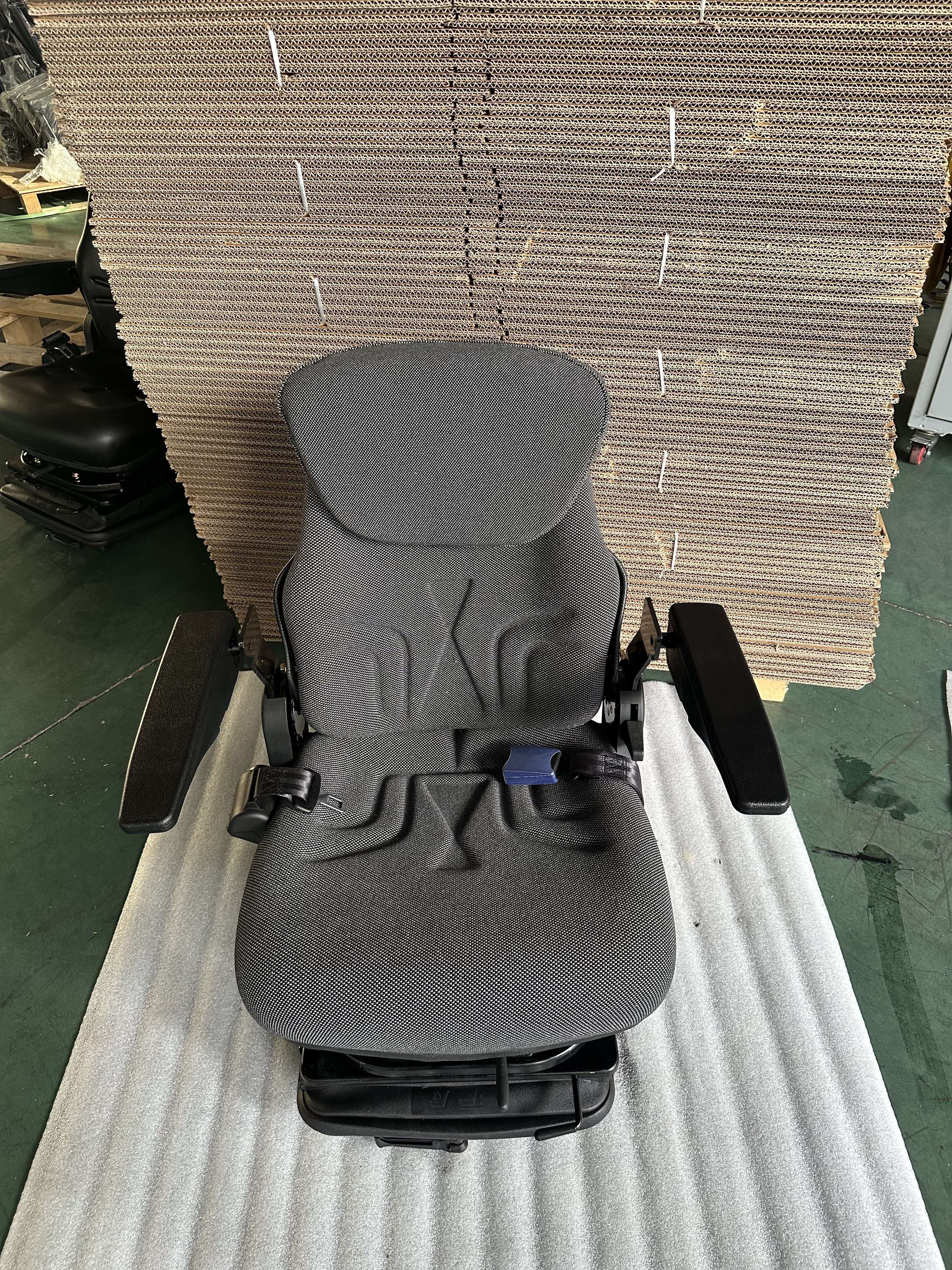 High-quality Seats, Featuring Three-level Shock Absorption,automatic Seat Belts,iron Frame Armrests,providing Safety,durability FD-102