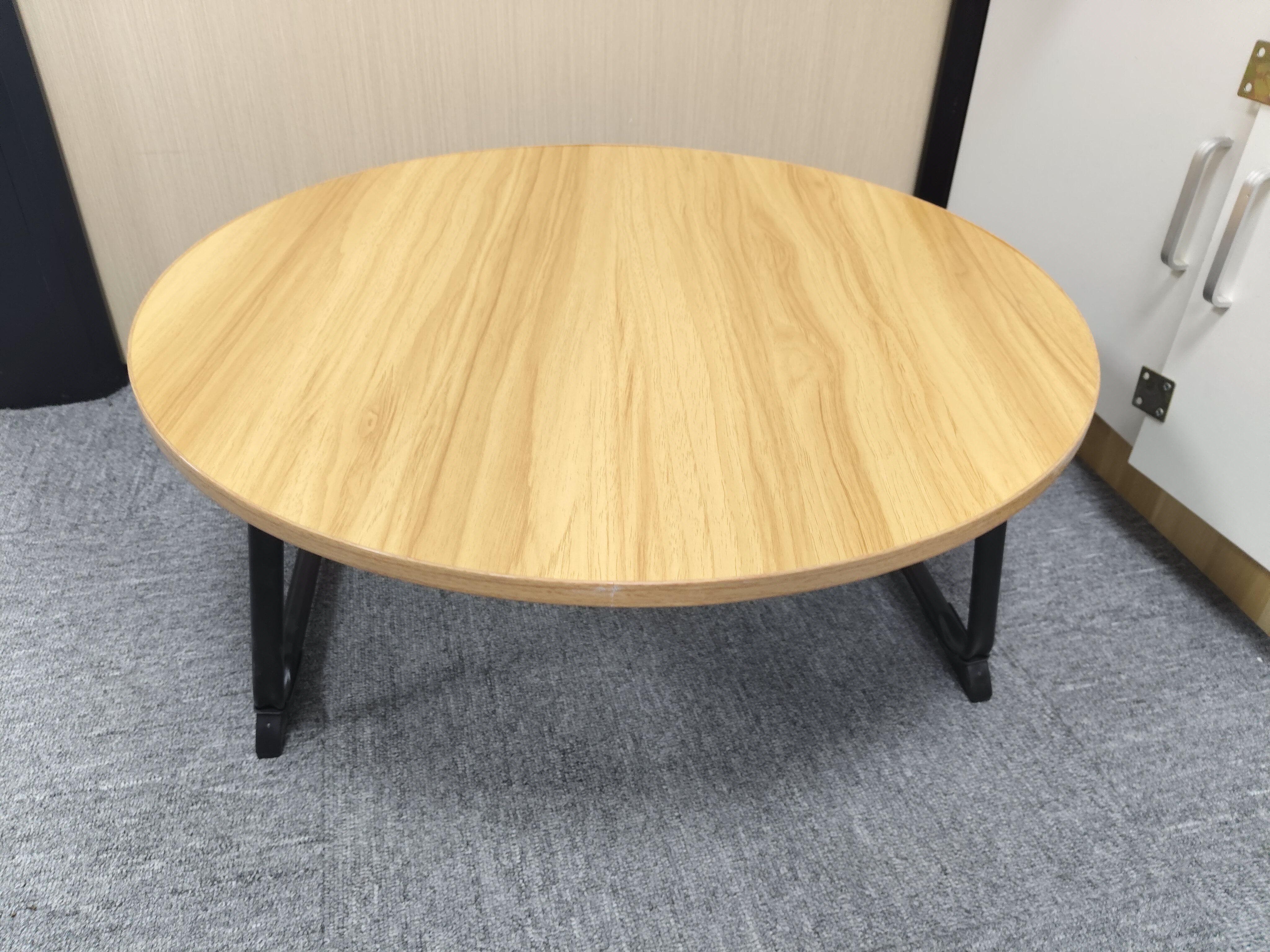 Round Folding Low Table