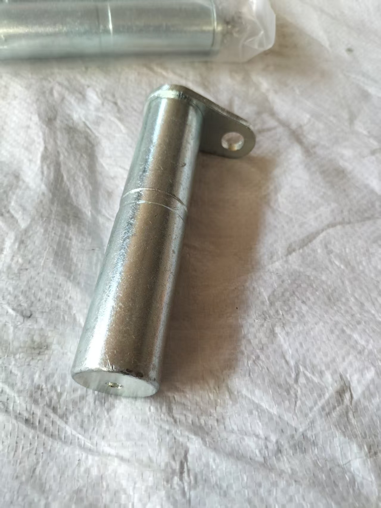 Tractor Linkage Rod Pin T‑head Shaft Pin For MTZ Belarus Tractor Spare Parts