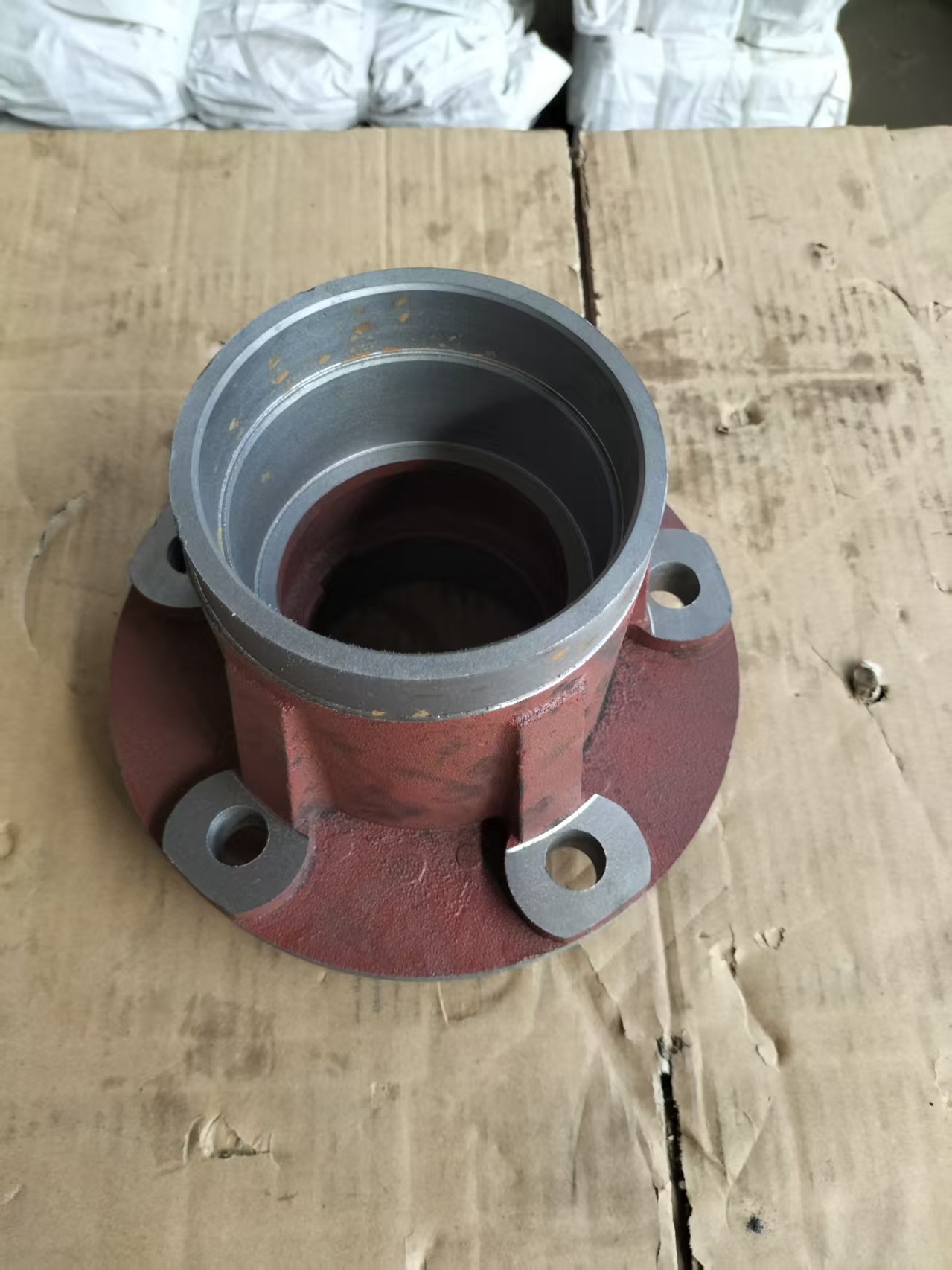Russia Ukraine MTZ Belarus Tractor Spare Parts A04-03021 Front Wheel Hub