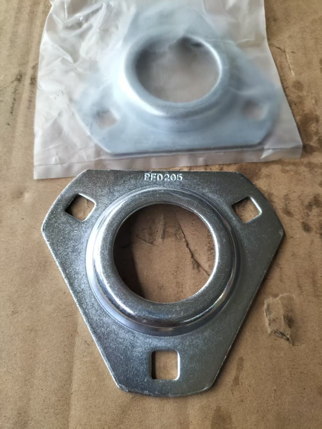PTF205 Metal Pillow Block Bearing Seat STAR 850 GB/T.7813-1998