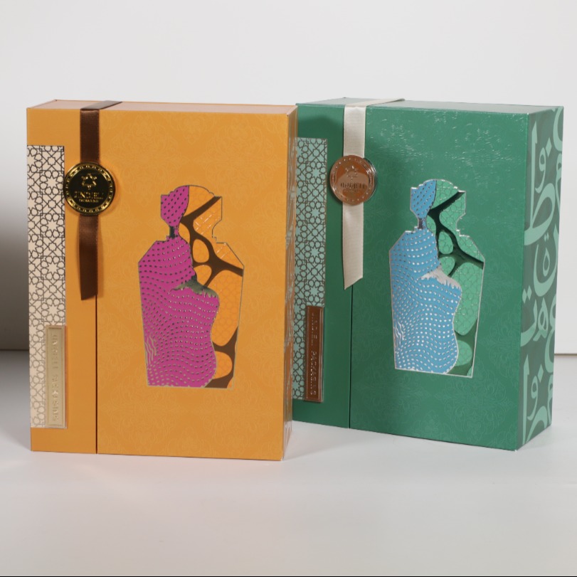 Custom Logo Perfume Packaging Box Flip-Top Paper Box with EVA Insert