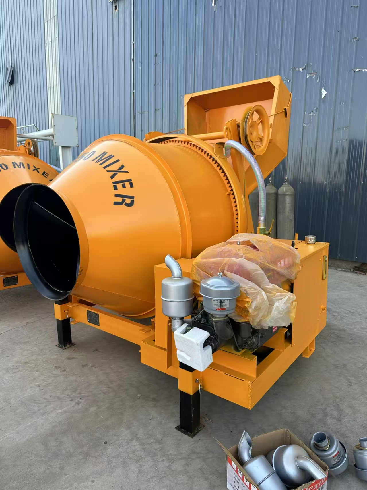 Mobile Sand Cement Concrete Mixing Machine