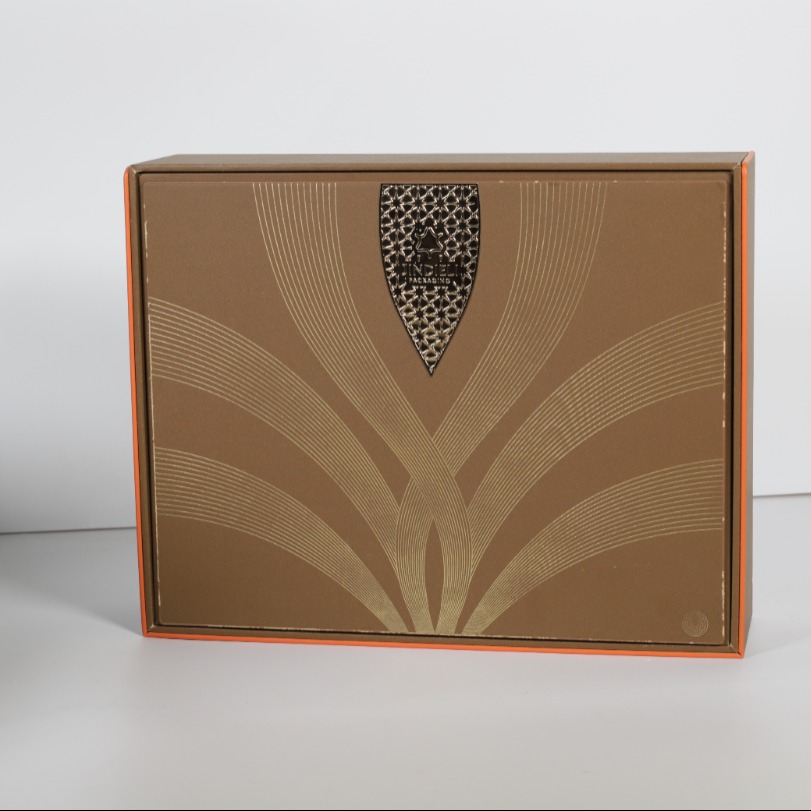 OEM Perfume Packaging Box Magnetic Rigid Paper Box for Fragrance Brands
