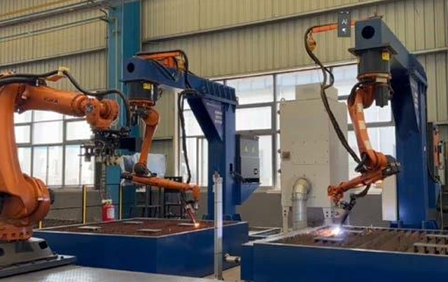 Shuanghua welding cut High precision, high efficiency and high stability Shuanghua Welding and Cutting 0.9 m Portable Cooperative Welding Robot Welding of structural parts in the automotive industry