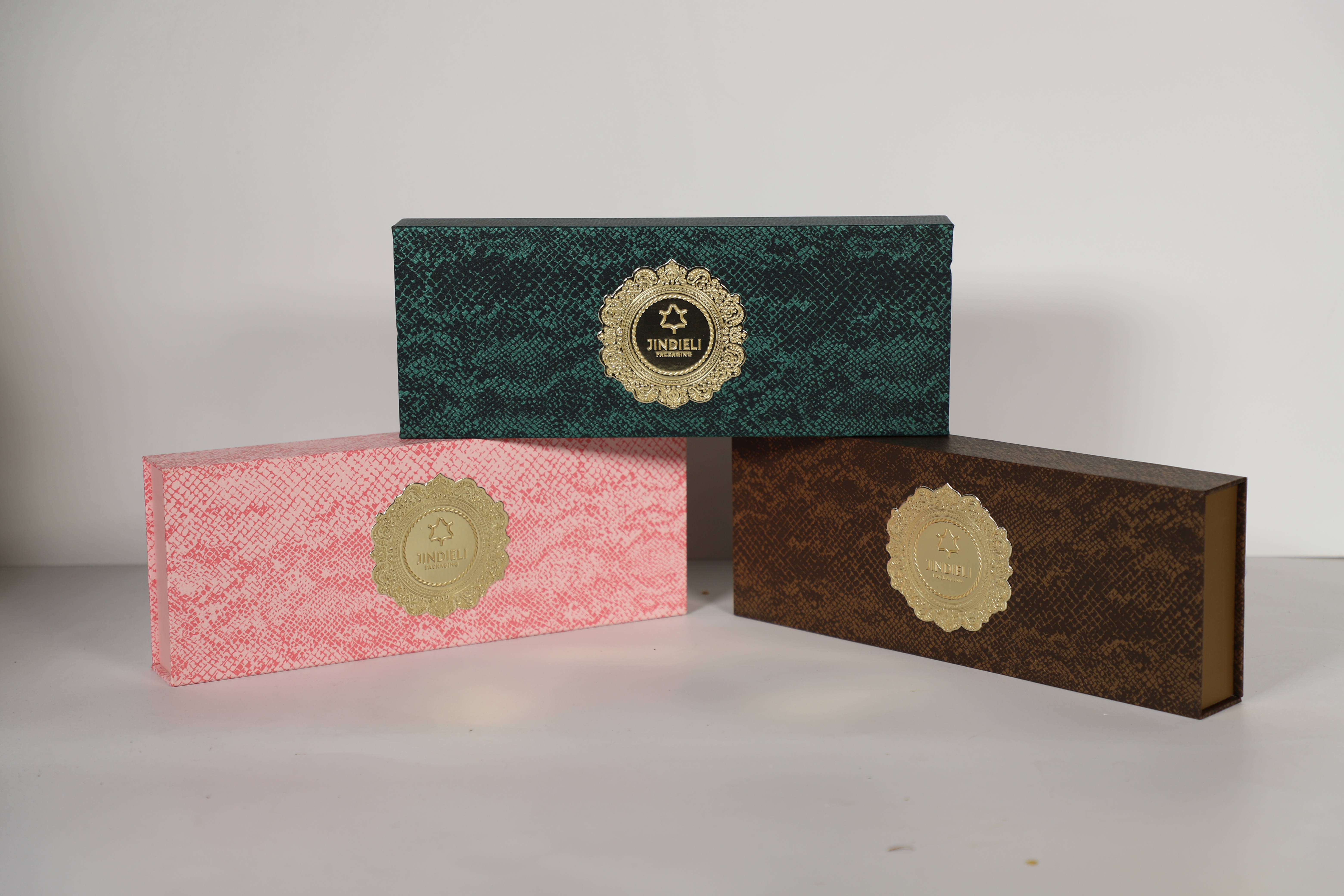 Custom Perfume Drawer Box Rigid Paper Packaging with EVA Insert