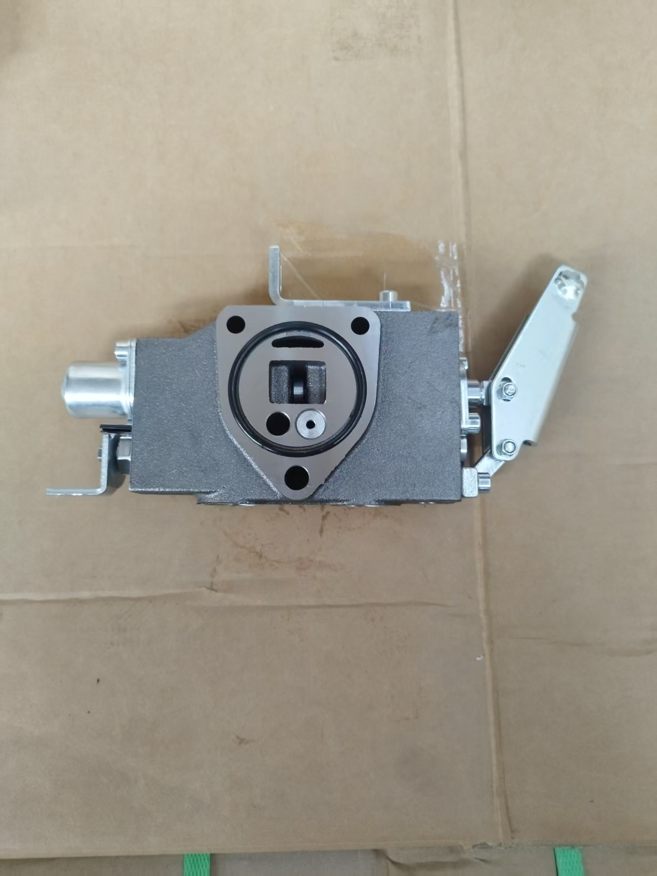 3C294-82352 Control Valve for Tractor M6040SU M7040DT M8540DTH M9540DTH Replacement Parts